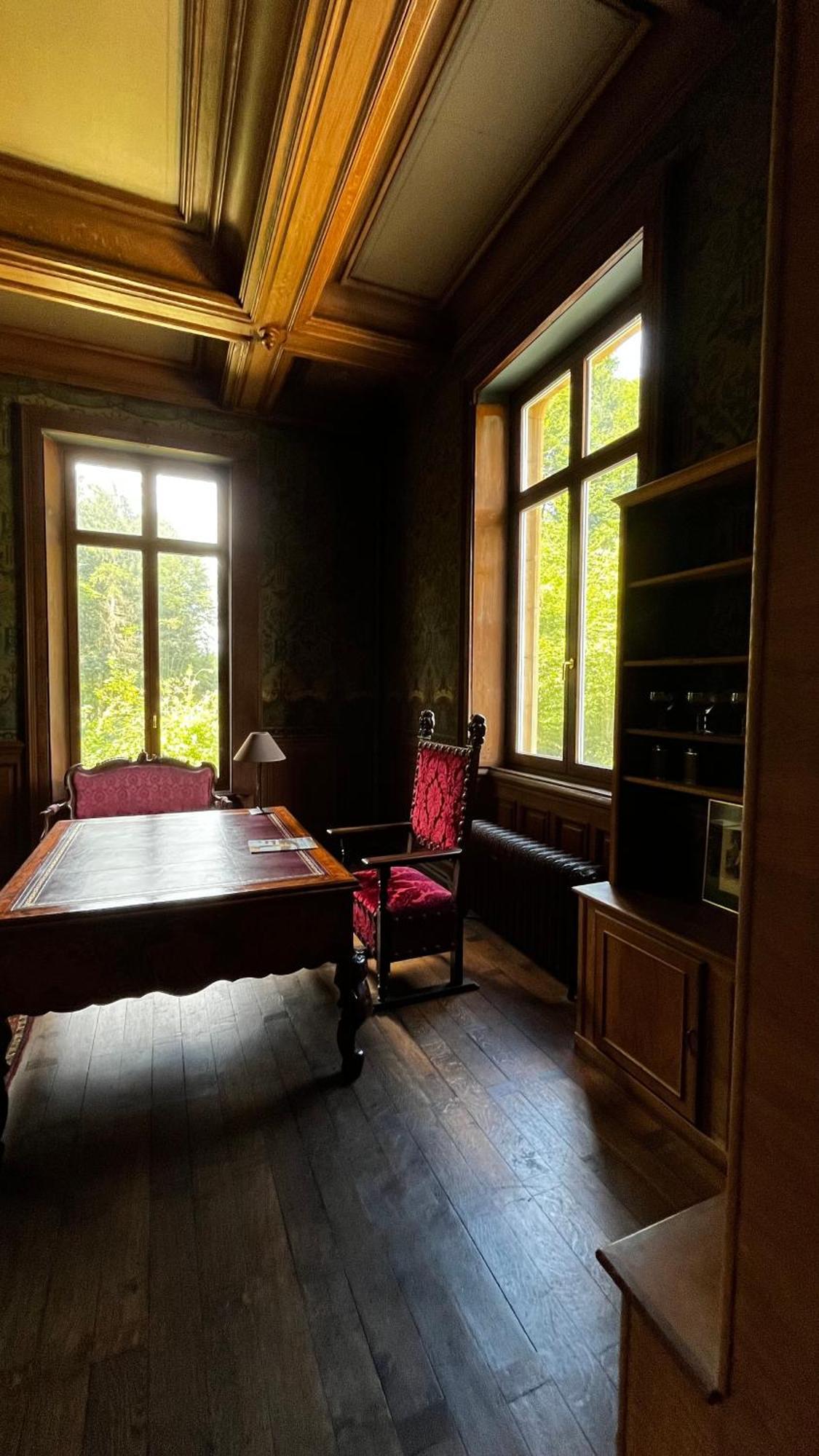 Chateau De Laclaireau *