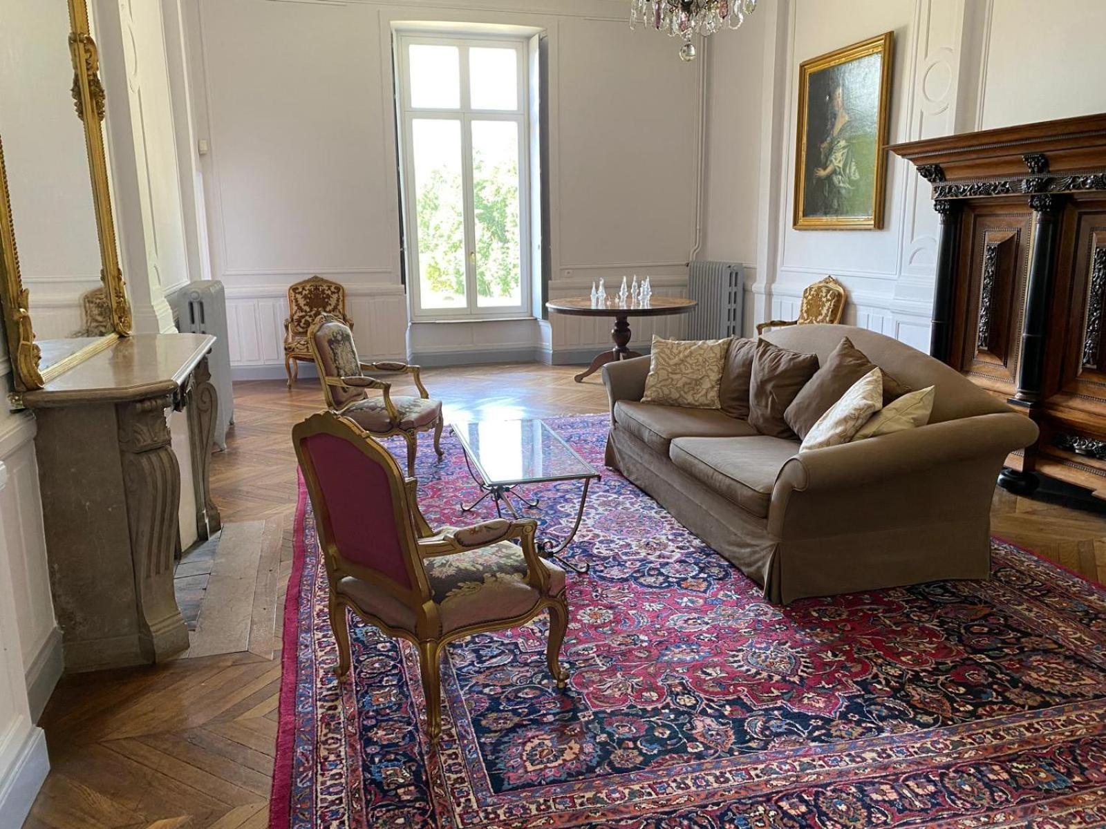 Chateau De Laclaireau Bed & Breakfast Virton